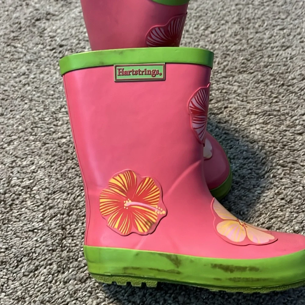 Hartstrings Rainboots - Picture 2 of 4